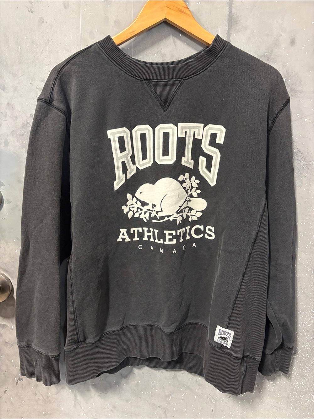 Roots Vintage Dark Gray Crewneck with White Athletics Logo size L